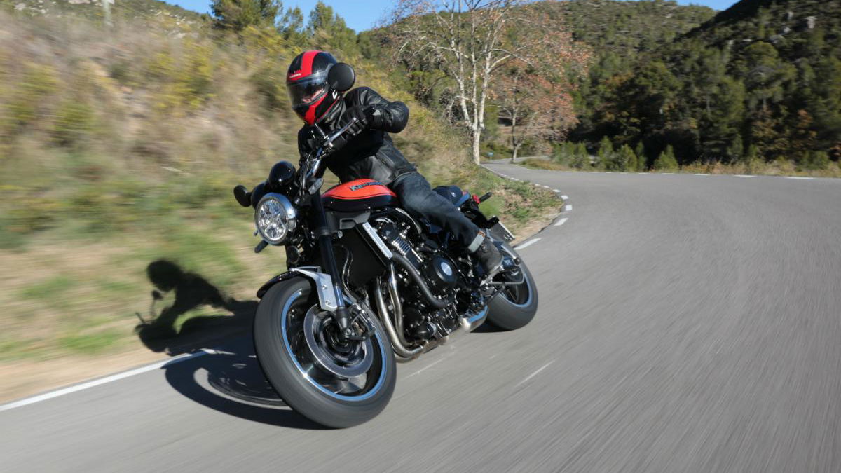 Kawasaki ZR900
